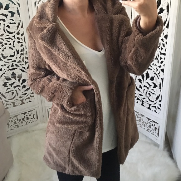 Faux Fur Teddy Coat - Picture 4 of 8